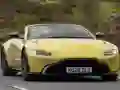 Gioco Aston Martin Vantage Roadster in linea Gioco Aston Martin Vantage Roadster in linea